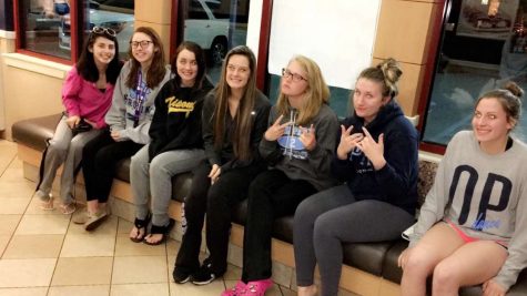 Prom candidates wake up early