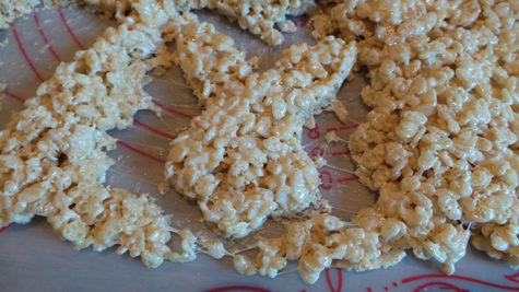 EASTER THEMED KRISPIE TREATS